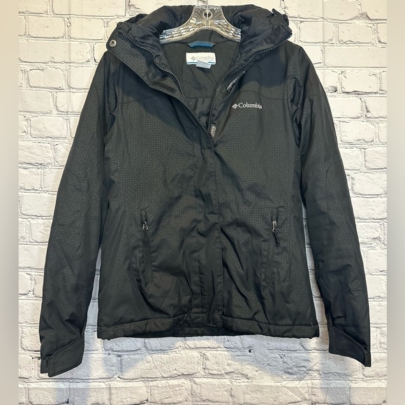 Columbia Jackets & Blazers - Columbia women's coat w/hood XS